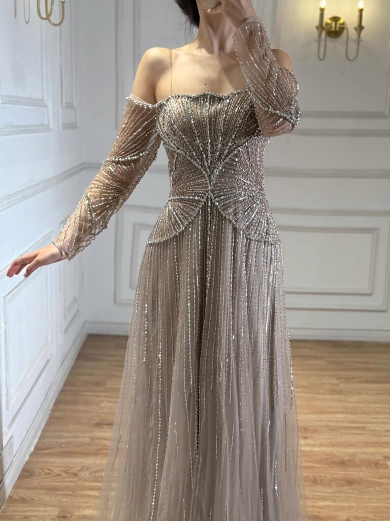 Nove Dress beige A-Linie Abendkleid im arabischen Stil