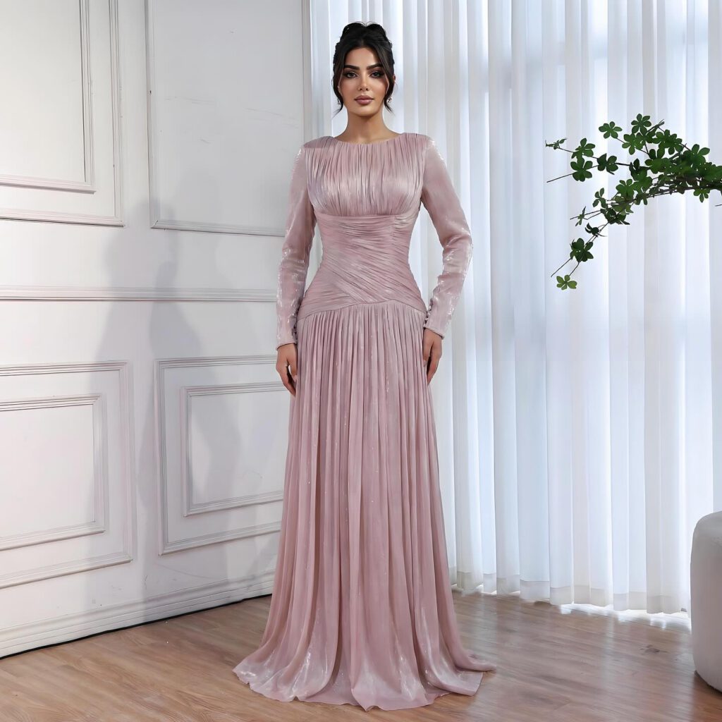 Nove Dress beige Abendkleid im Modest-Stil