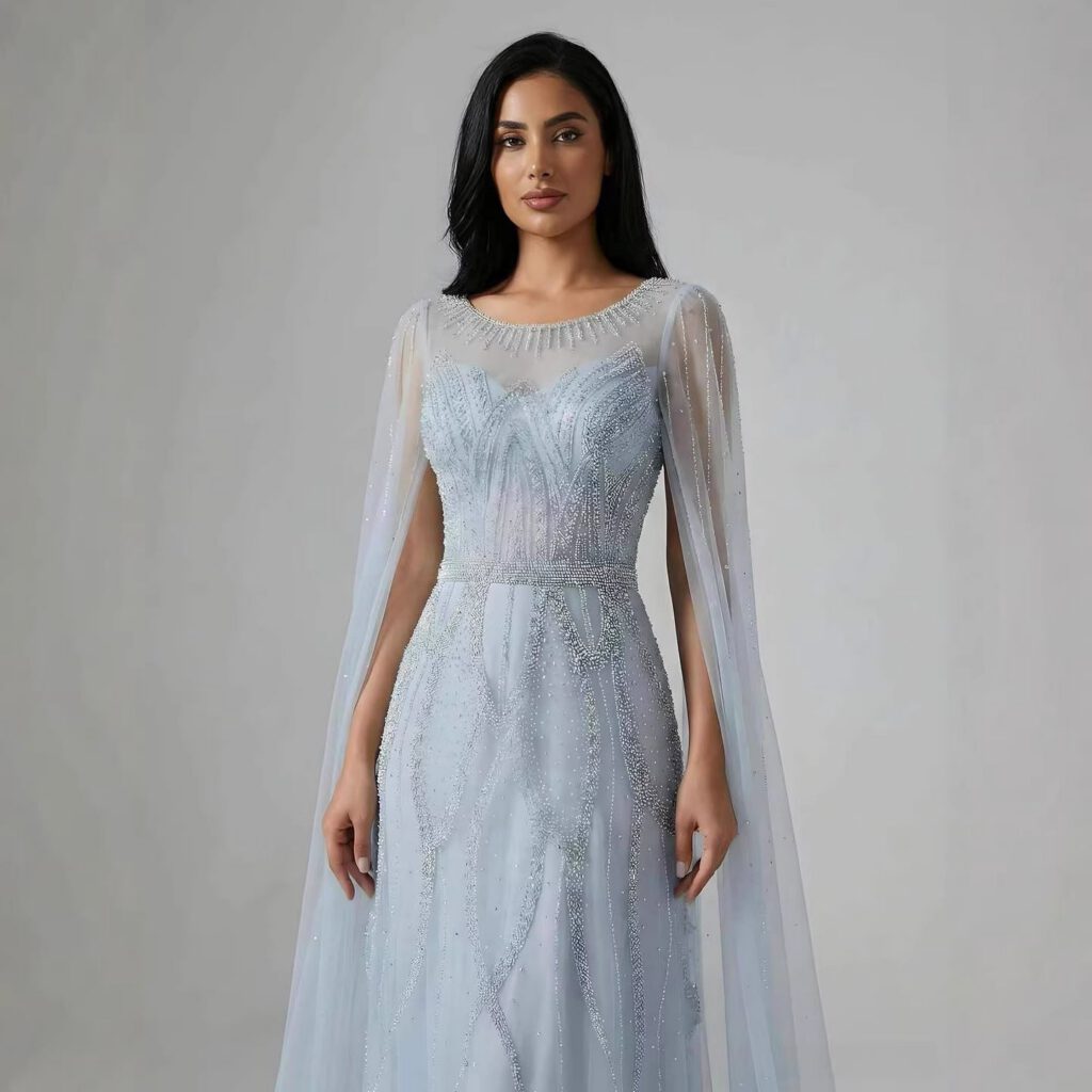 Nove Dress فستان سهرة أسود قصة A-line مطرز أكمام كيب عربي
