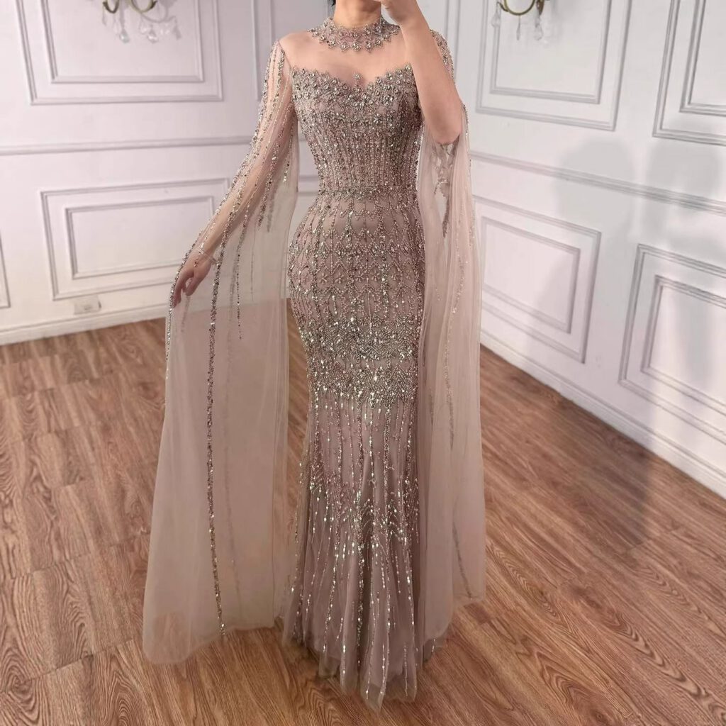 Nove Dress blau Meerjungfrau Abendkleid mit Perlenstickerei und Cape-Ärmeln im arabischen Stil