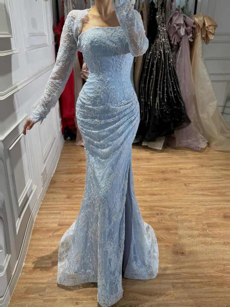 Nove Dress blau Meerjungfrau Abendkleid mit Perlenstickerei und Spitze
