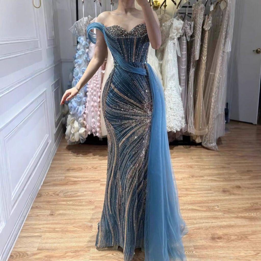 Nove Dress blauw mermaid avondjurk met kristalborduurwerk en one-shoulder