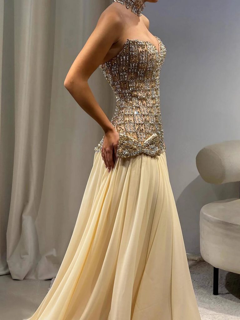Nove Dress فستان سهرة شامبانيا قصة A-line مطعم بالكريستال