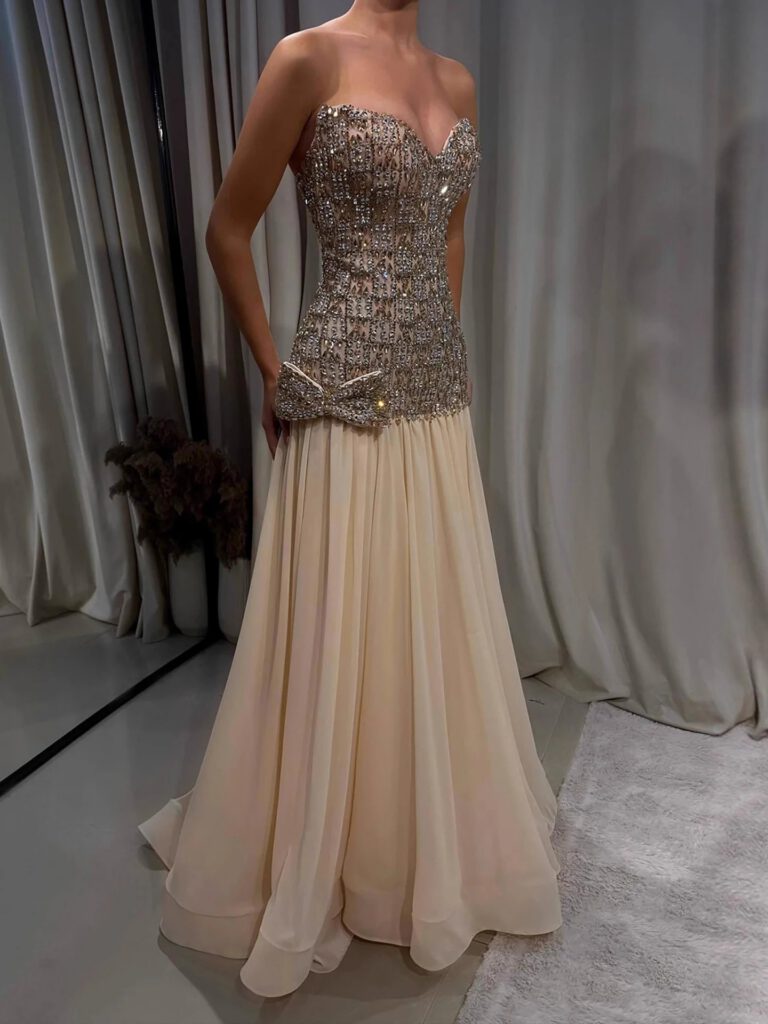 Nove Dress فستان سهرة شامبانيا قصة A-line مطعم بالكريستال