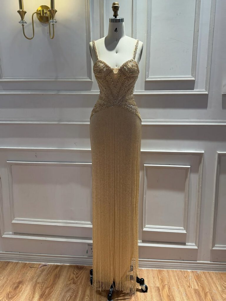 Nove Dress gold Meerjungfrau Abendkleid mit Perlenstickerei im arabischen Stil