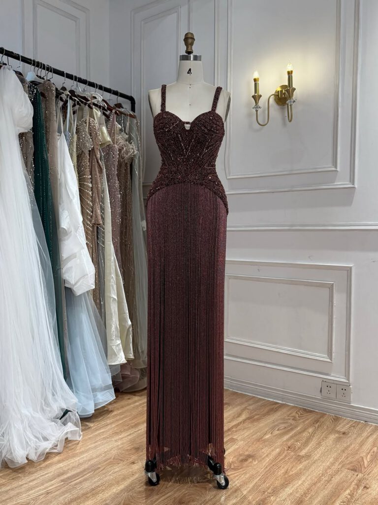 Nove Dress gold Meerjungfrau Abendkleid mit Perlenstickerei im arabischen Stil