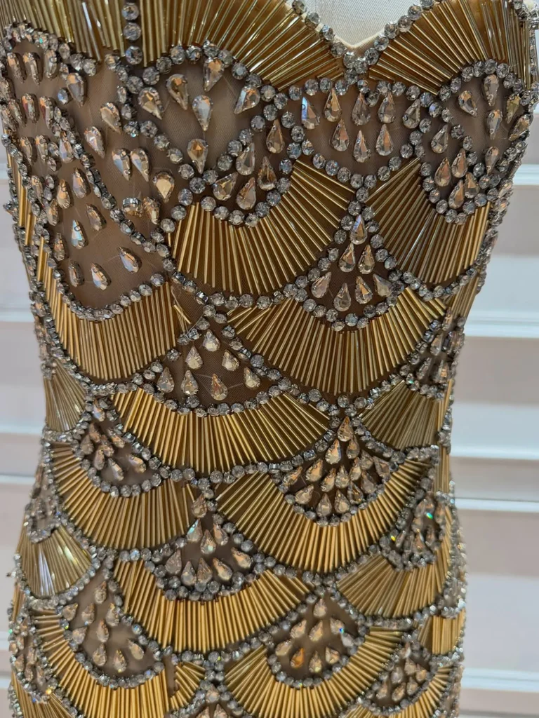 Nove Dress gold Meerjungfrau Abendkleid mit Perlenstickerei