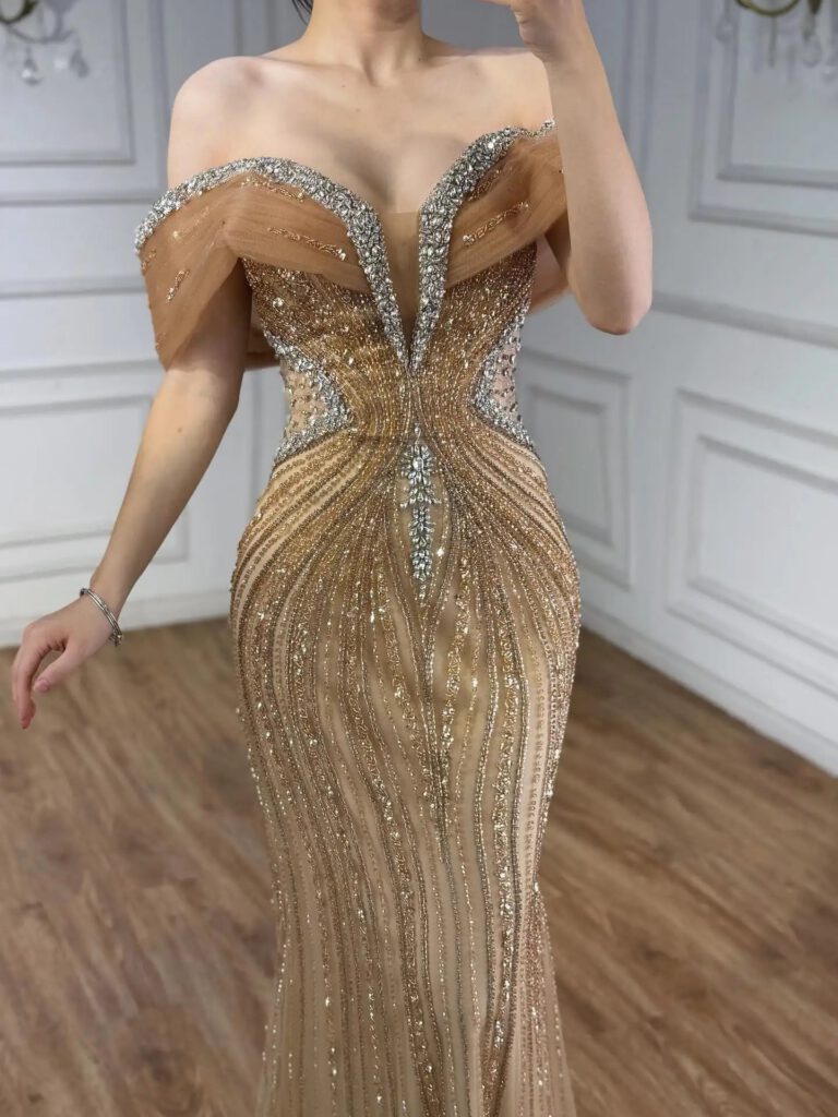 Nove Dress gold Meerjungfrau Abendkleid mit Kristallbesatz im arabischen Stil