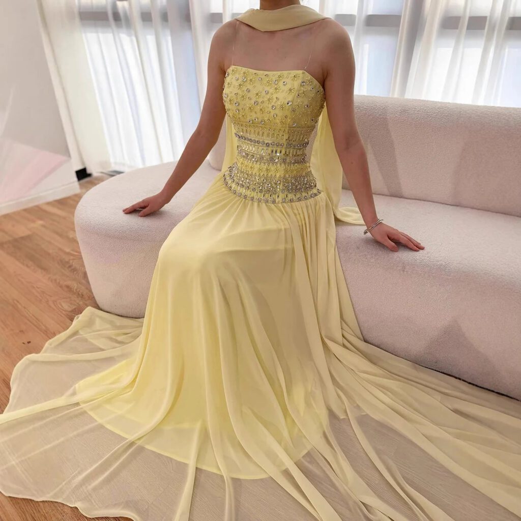 Nove Dress flieder A-Linie Abendkleid mit Perlenstickerei im arabischen Stil