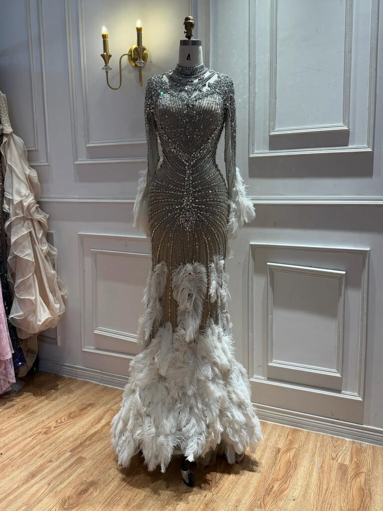 Nove Dress فستان سهرة نود حورية البحر مطعم بالكريستال ريش