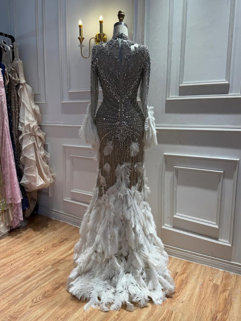 Nove Dress فستان سهرة نود حورية البحر مطعم بالكريستال ريش