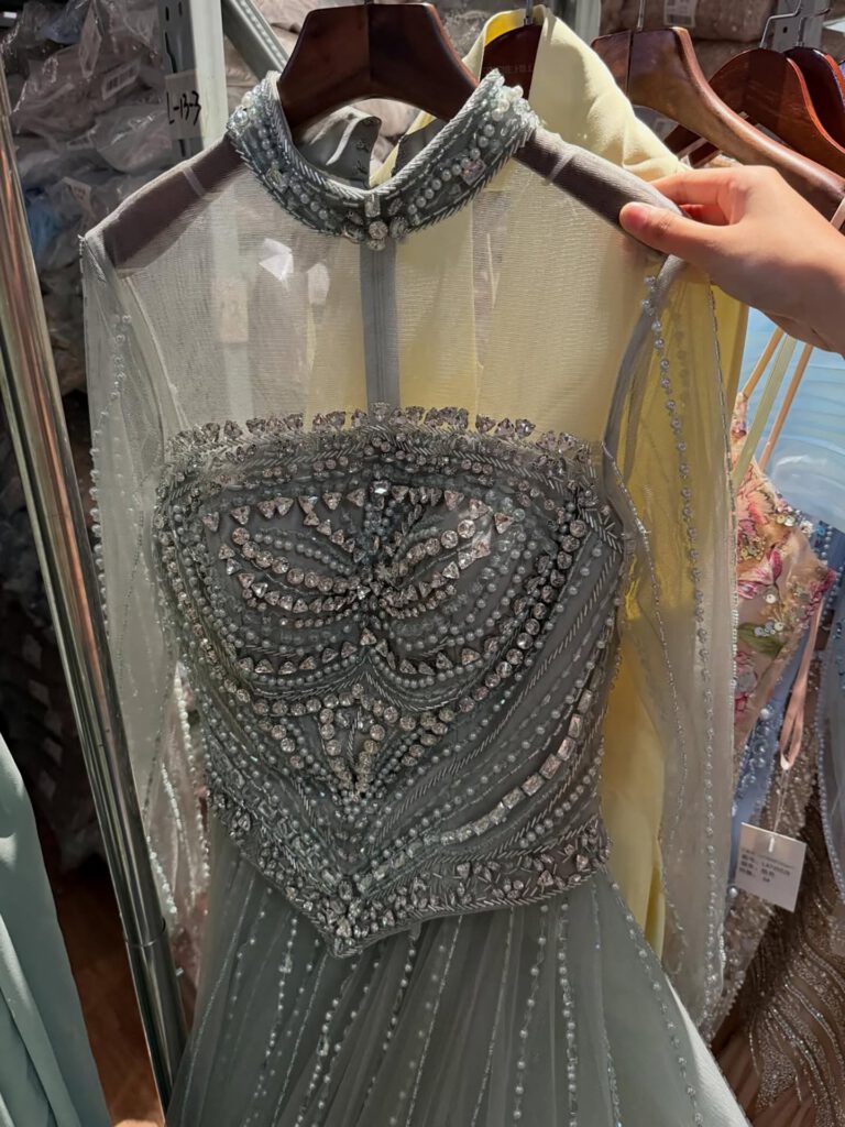 Nove Dress فستان سهرة نود قصة A-line مطعم بالكريستال أكمام طويلة