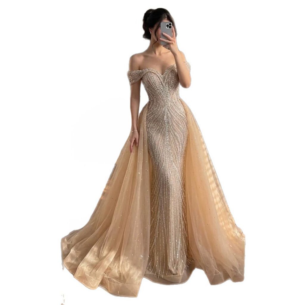 Nove Dress nude Meerjungfrau Abendkleid mit Kristallbesatz und schulterfreiem Schnitt - Look 2