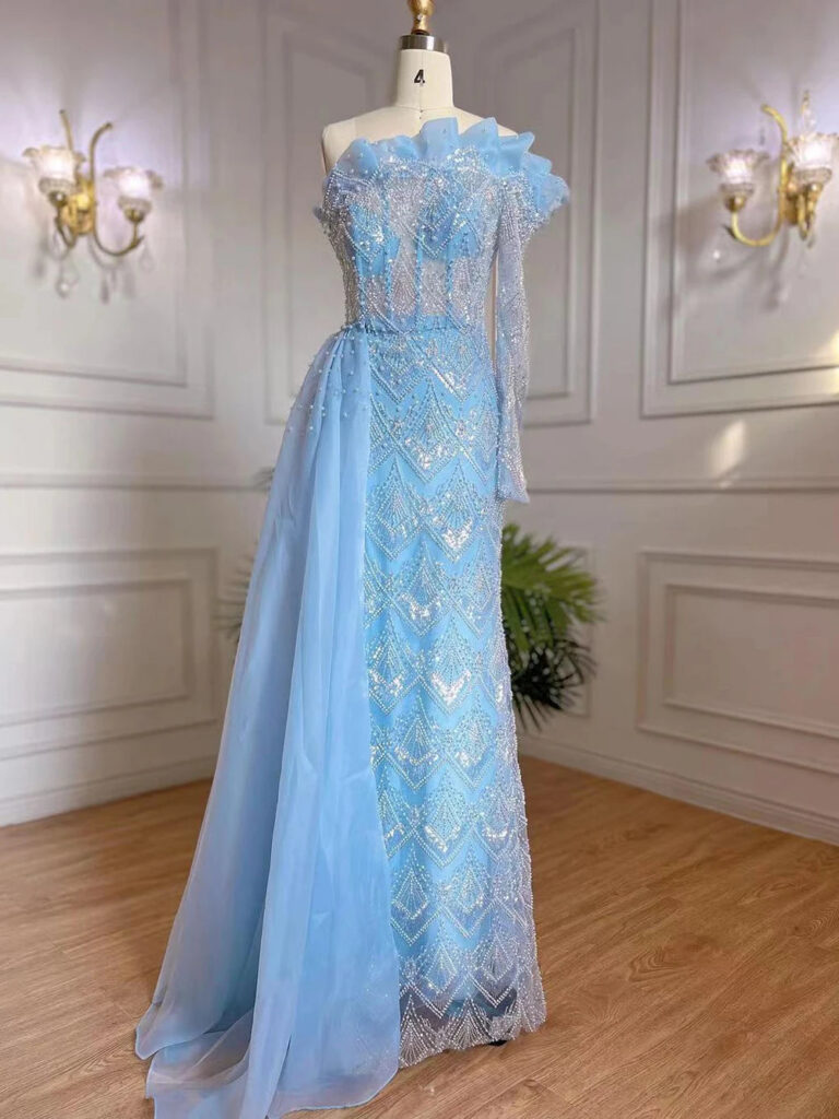 Nove Dress Abendkleid mit Perlenbesatz und One-Shoulder