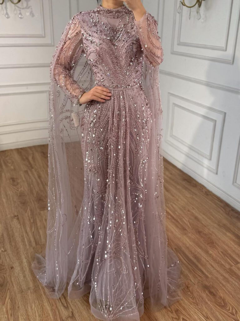 Nove Dress rosa Abendkleid mit Perlenstickerei im Modest-Stil