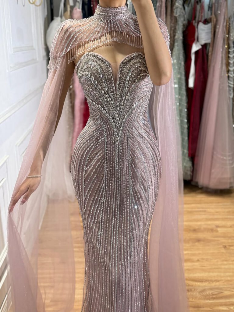 Nove Dress rosa Meerjungfrau Abendkleid mit Kristallbesatz
