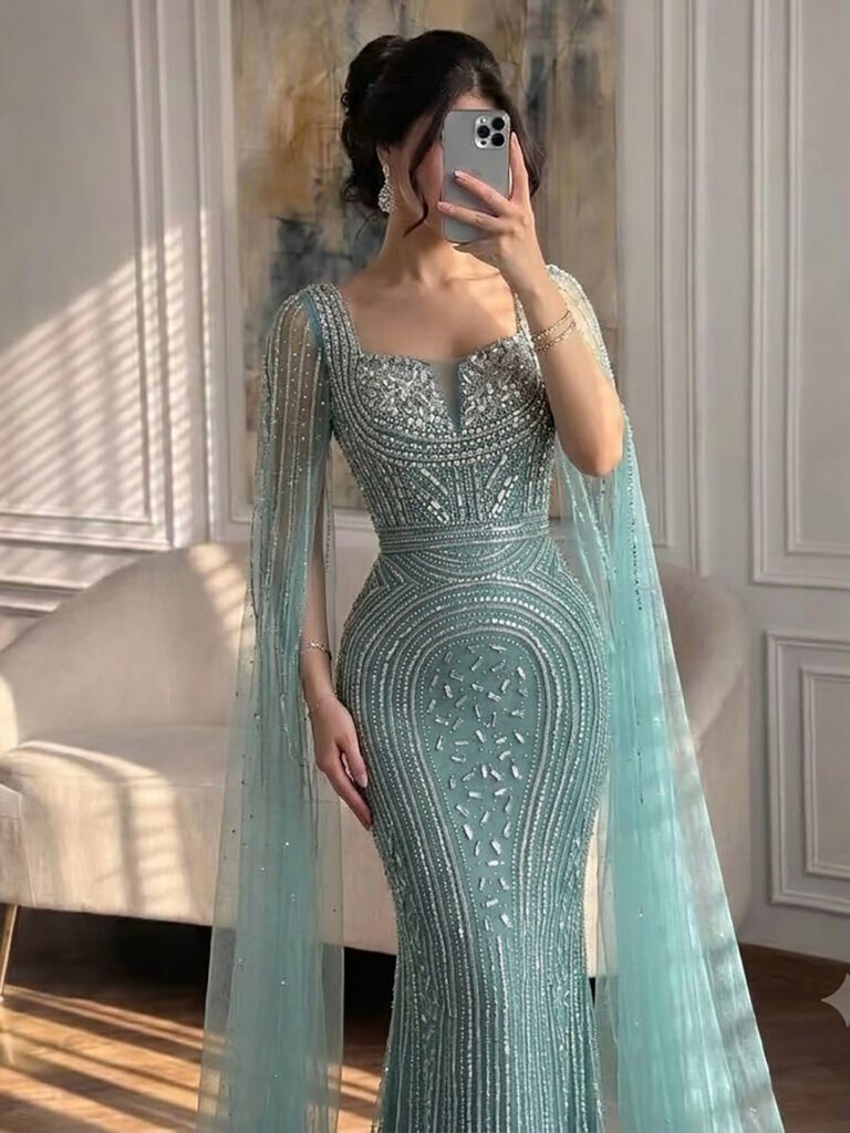Nove Dress türkis Meerjungfrau Abendkleid mit Perlenstickerei und Cape-Ärmeln