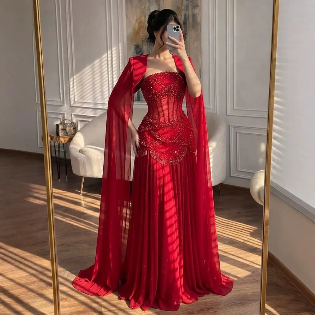 Nove Dress weiß Abendkleid mit Perlenstickerei und Cape-Ärmeln